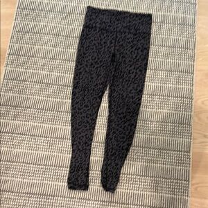 Athleta Gray Leopard Print Leggings